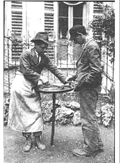 Travelling Pizza Vendor, 1930s